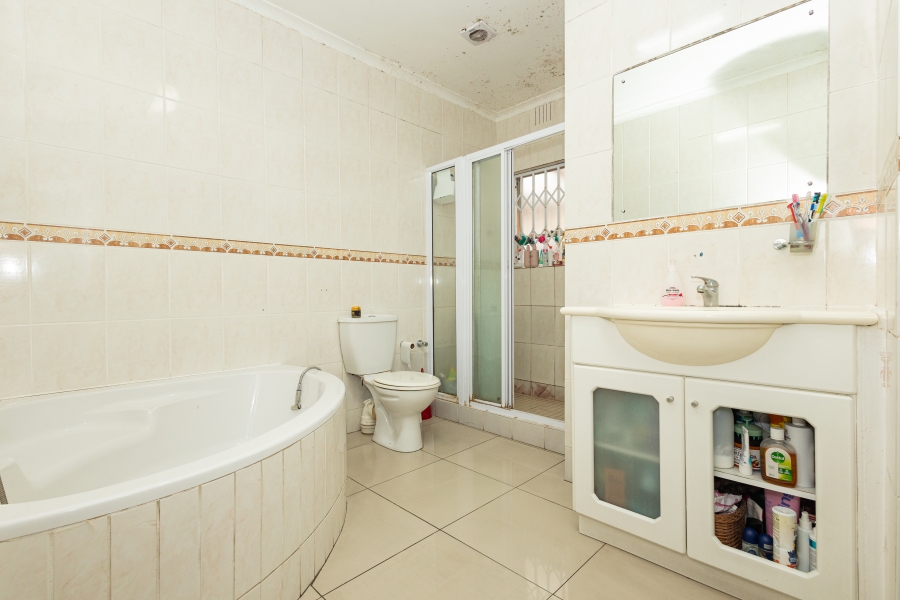 3 Bedroom Property for Sale in Parow Valley Western Cape